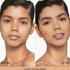 BareMinerals BarePro 16-Hour Skin-Perfecting Powder Foundation Light 20 Neutral