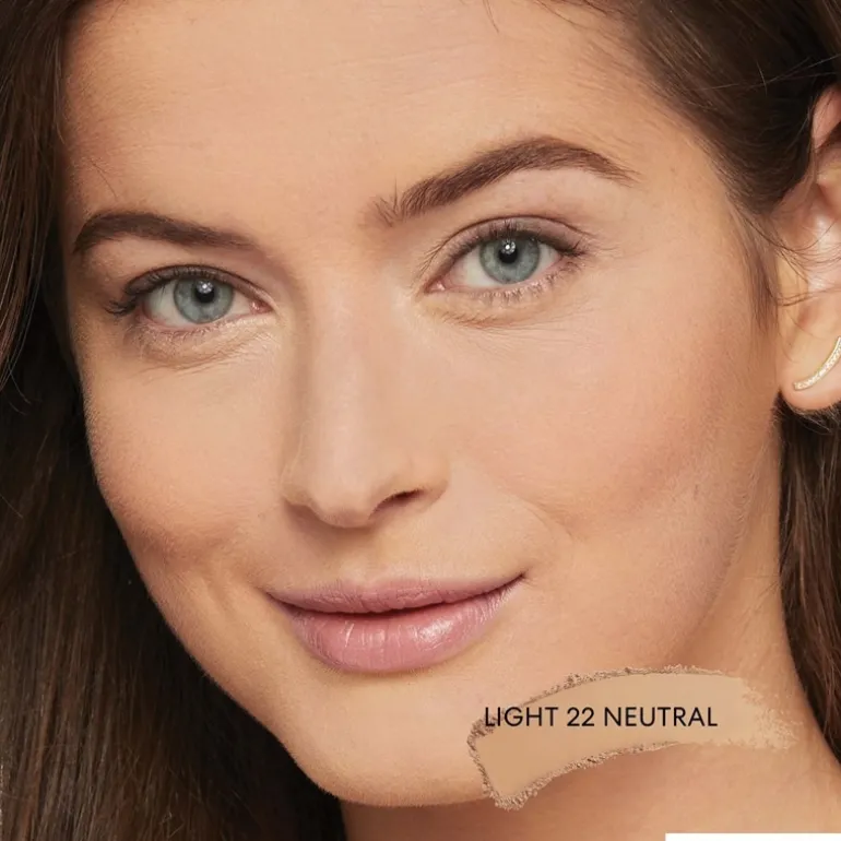 BareMinerals BarePro 16-Hour Skin-Perfecting Powder Foundation Light 22 Neutral