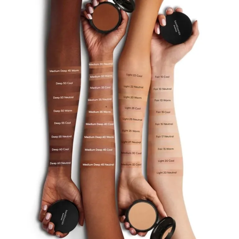 BareMinerals BarePro 16-Hour Skin-Perfecting Powder Foundation Light 22 Neutral