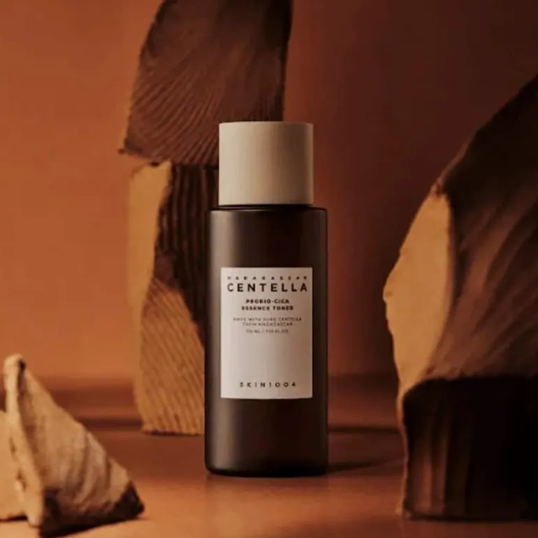 SKIN1004 Madagascar Centella Probio-Cica Essense Toner 210ml