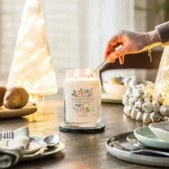 Yankee Candle Signature Large Jar White Spruce & Grapefruit 567g